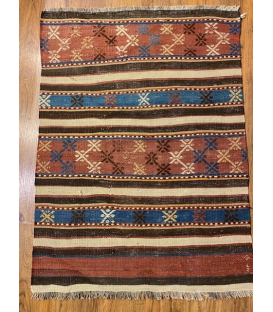 KILIM ANTIGUO MUT